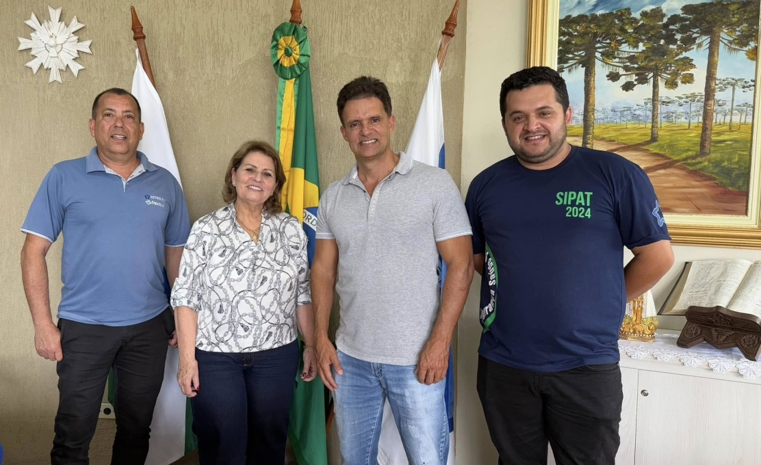 Prefeita recebe a visita do empresário Jackson Carraro