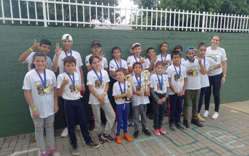 Alunos da Capoeira conquistam medalhas em evento catarinense