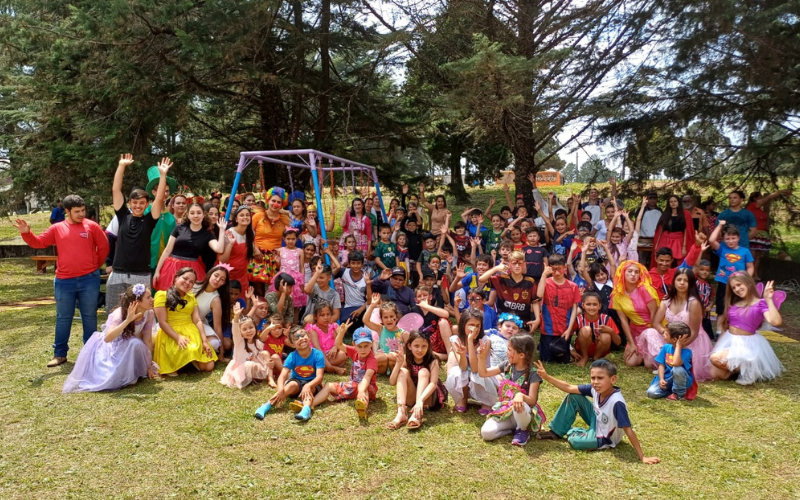 Caravana da Criança levou alegria e diversão para alunos da rede municipal