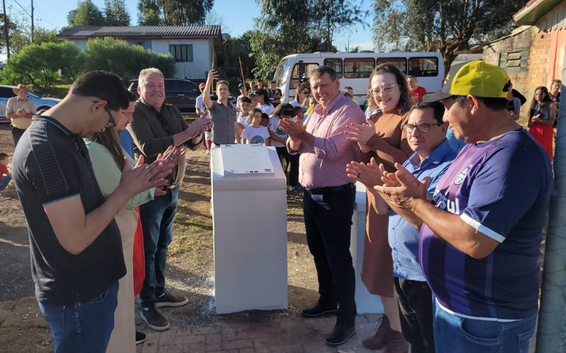 Inaugurado o Meu Campinho na Vila Rural