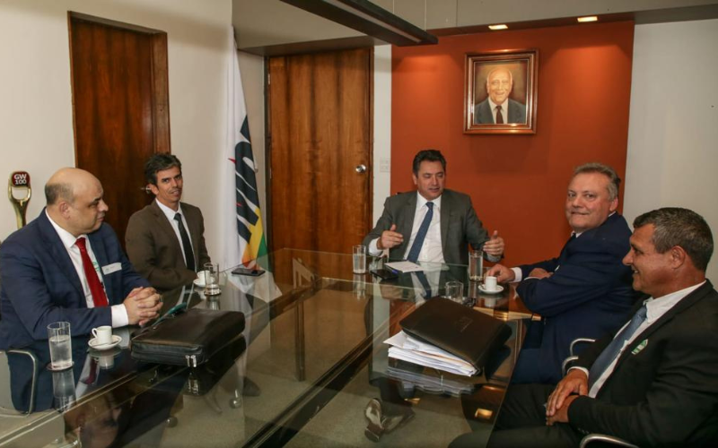 Deputado Sérgio Souza destinará emenda de R$ 1 milhão para recuperação de estradas