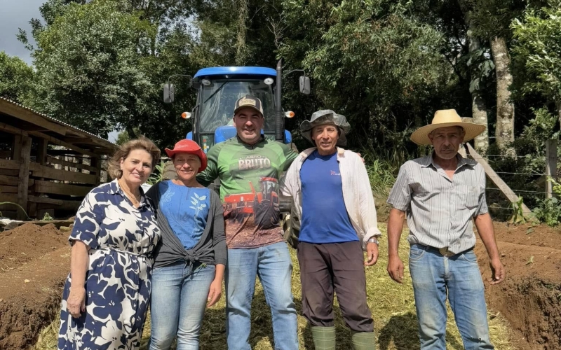 Departamento de Agricultura inicia suas atividades: apoio aos produtores na produção de silagem